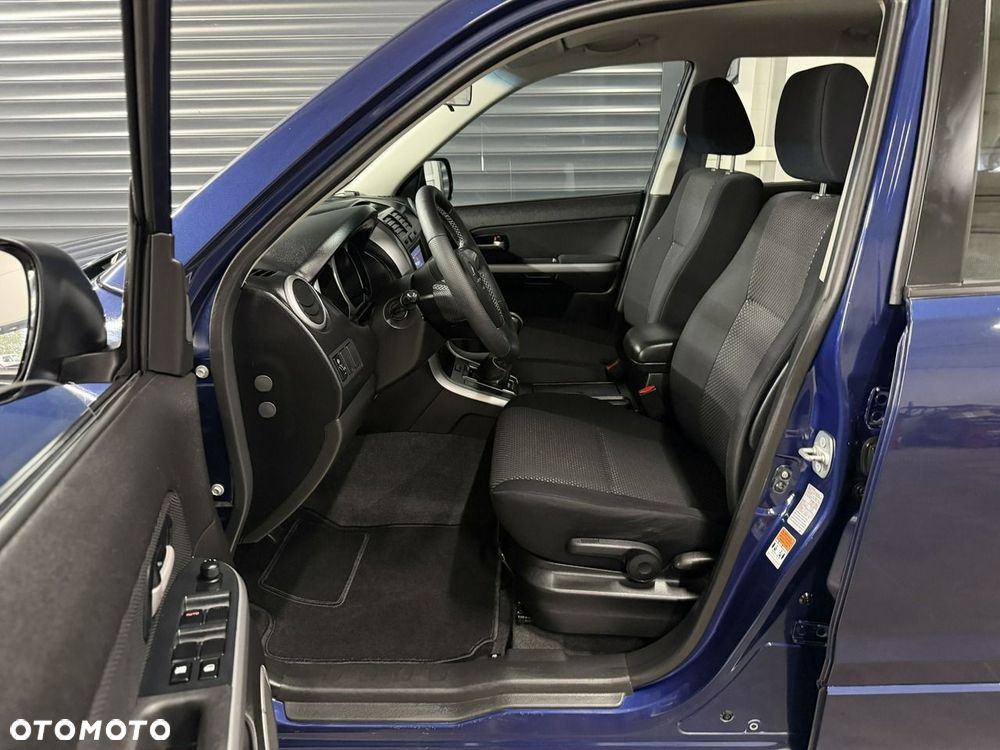 Suzuki Grand Vitara - 11