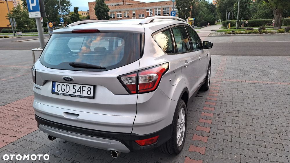 Ford Kuga 2.0 TDCi FWD Titanium - 6