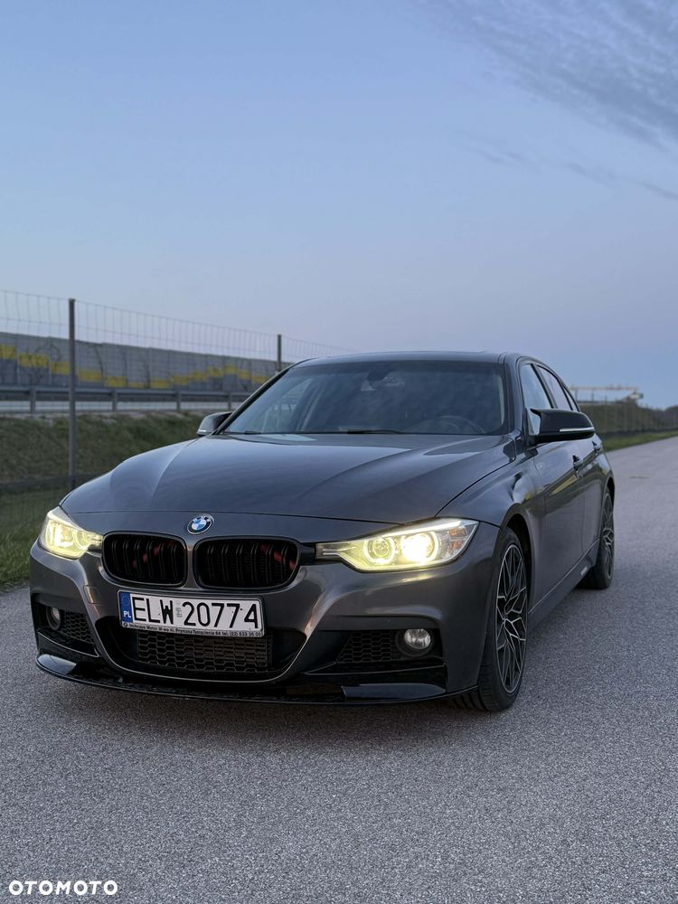 BMW Seria 3 320i - 6