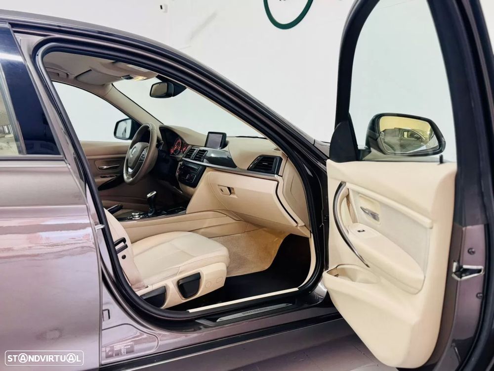 BMW 318 d Modern Line - 52