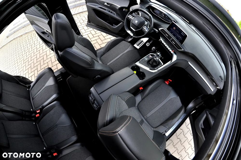 Peugeot 5008 1.2 PureTech GT S&S - 19
