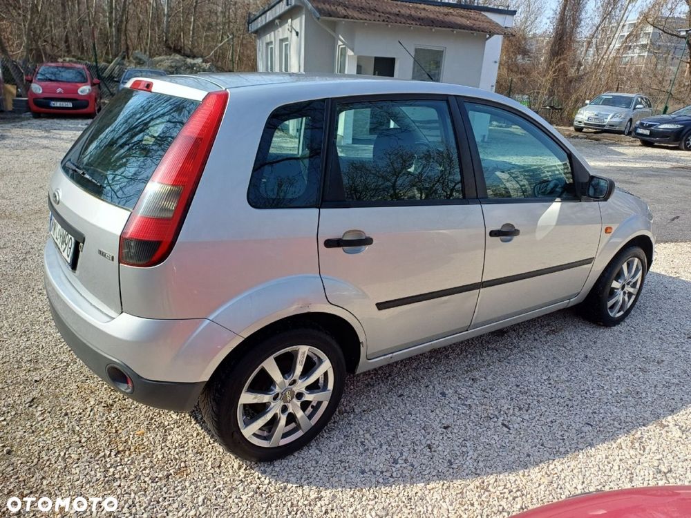 Ford Fiesta - 3