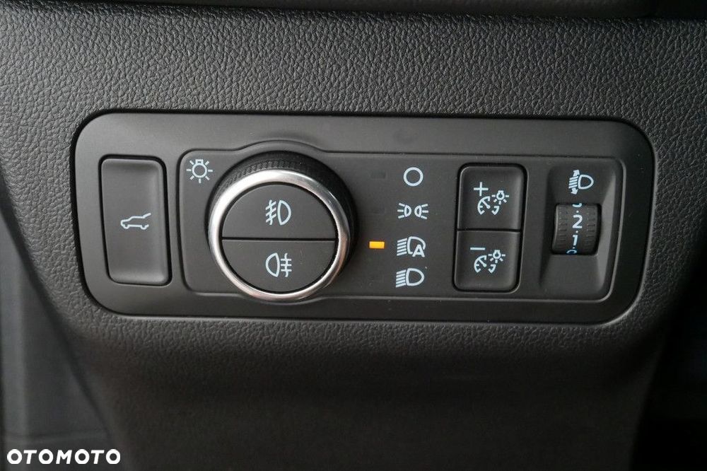 Ford Kuga - 34