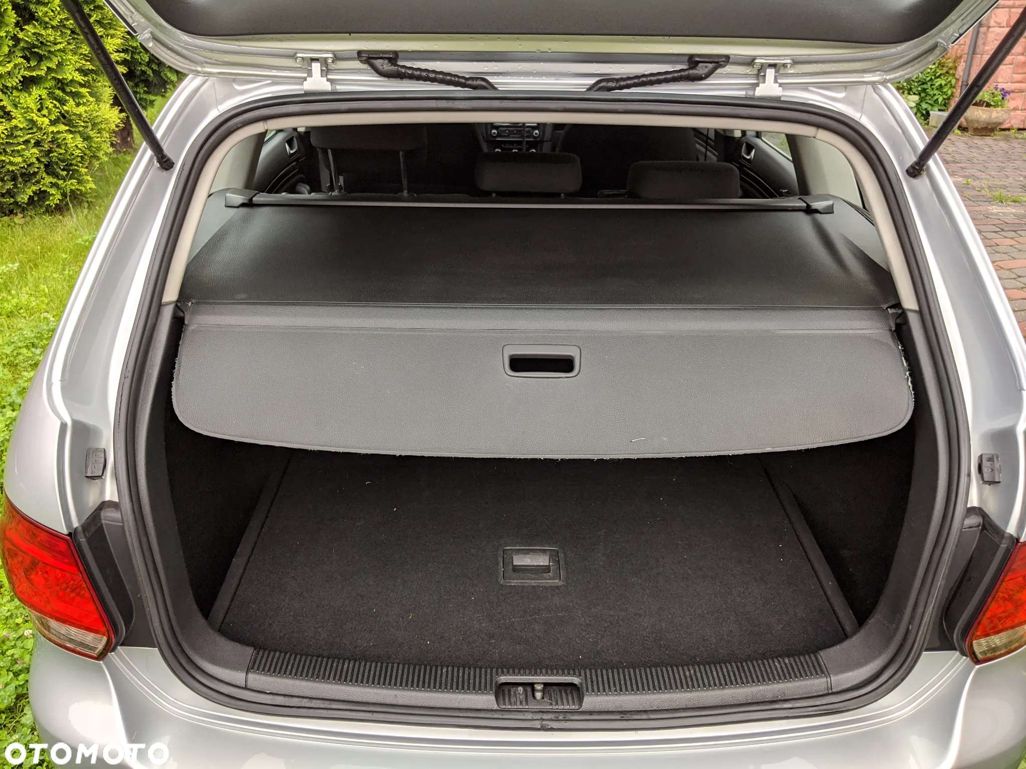 Volkswagen Golf - 11