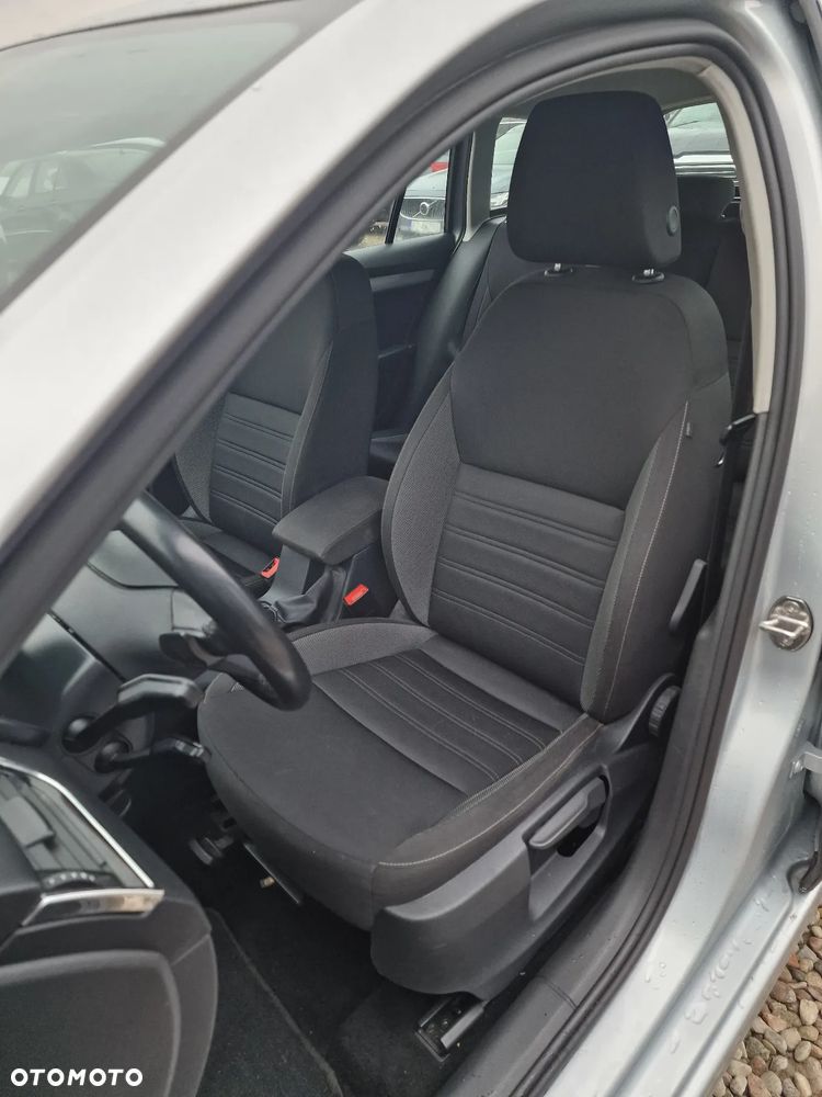 Skoda Octavia 1.6 TDI Style DSG - 10