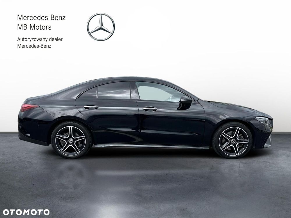 Mercedes-Benz CLA 200 AMG Line 7G-DCT - 7