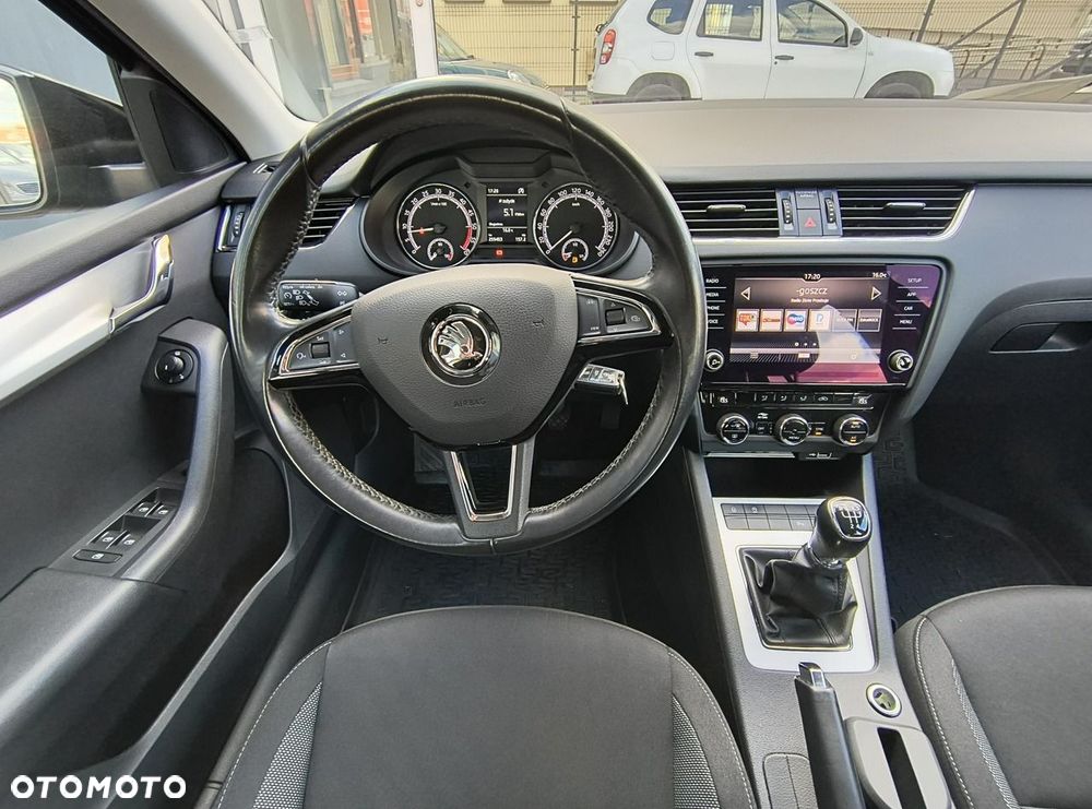Skoda Octavia - 13
