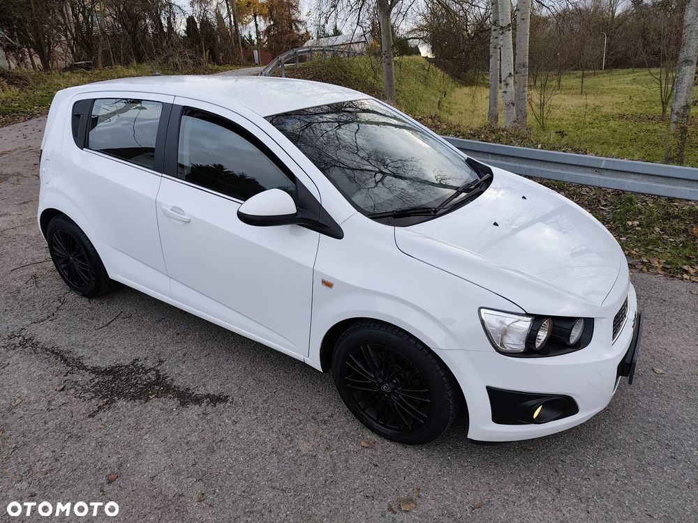 Chevrolet Aveo 1.6 LTZ S/S - 30