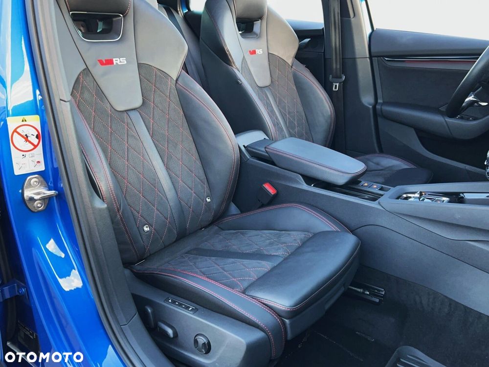 Skoda Octavia 2.0 TDI RS DSG - 15