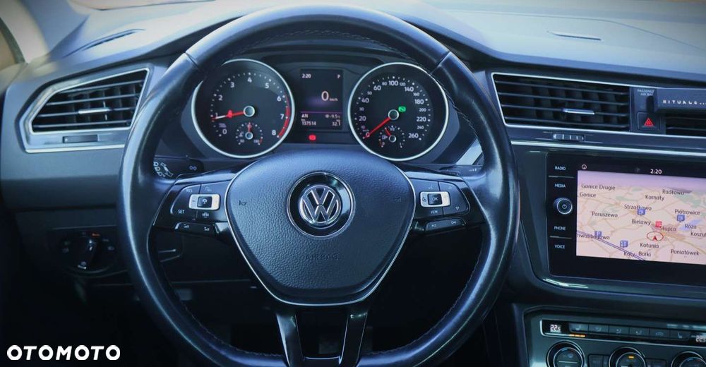 Volkswagen Tiguan - 22