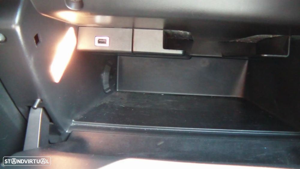 Peugeot 308 SW BlueHDi 120 Stop & Start Nível 2 Business-Line - 22