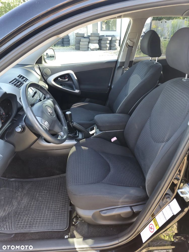Toyota RAV4 2.0 4x4 Team - 11