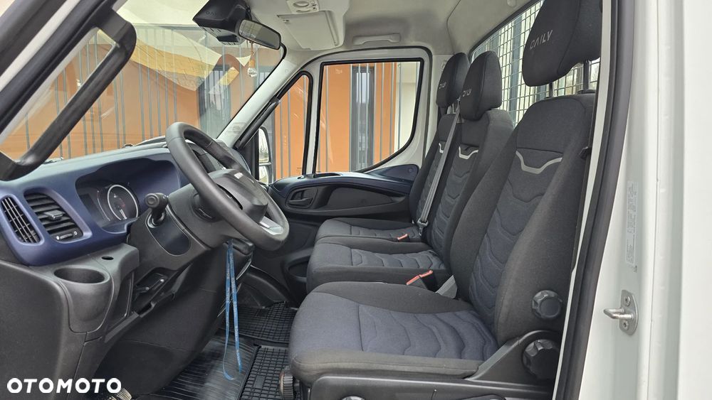 Iveco DAILY 3.0 180KM  50C18❗❗160 TYŚ PRZEBIEGU NOWY ❗️❗️MOCNY WYWROT Z PRZYSTAWKI / NOWY MODEL  / 3-STRONNA WYWROTKA KAMIL NADWOZIA / FULL OPCJA / BURTY 40CM / HAK + WYJSCIE HYDRAULICZNE DO PRZYCZEPY / SKRZYNIA MANUALNA / BLIŹNIAKI / SERWIS ASO / SALON POLSKA / 35C15 50C15 35C18❗❗ BEZ PRZEBIEGU JAK Z SALONU - NOWY -❗❗ - 28