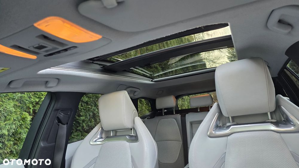 Toyota Corolla 2.0 Hybrid Executive - 21