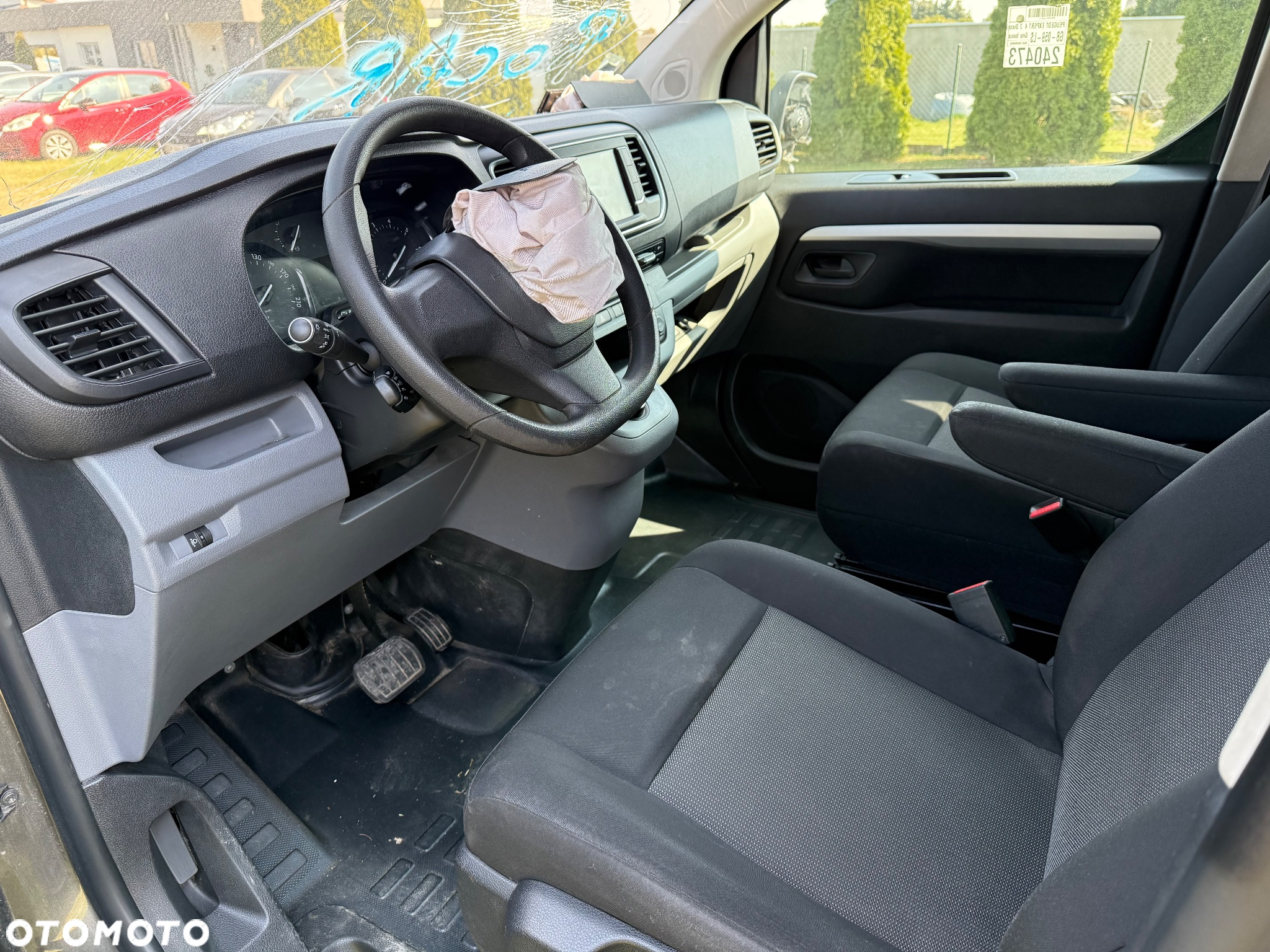 Peugeot Expert L2H1 EAT8 TwinCab Premium - 9