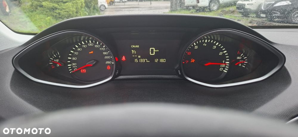 Peugeot 308 PureTech 130 GPF Stop & Start Allure - 17
