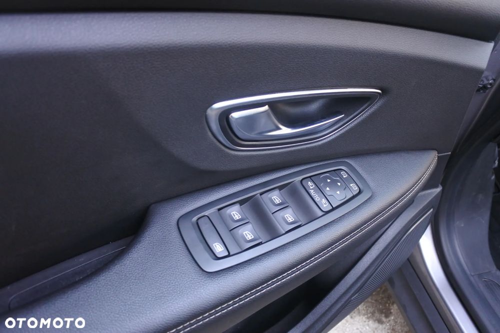Renault Grand Scenic ENERGY TCe 140 LIMITED - 19