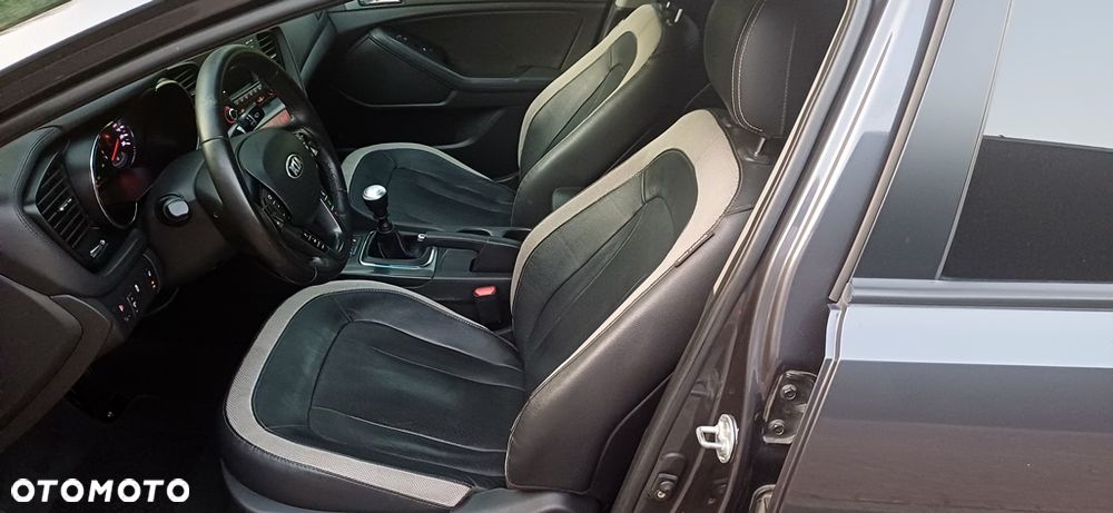 Kia Optima 1.7 CRDi M - 9