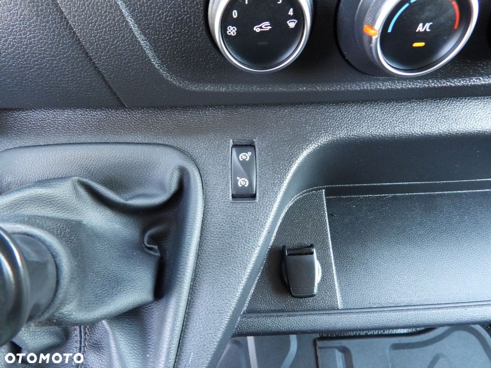 Renault MASTER  KONTENER WINDA 8 PALET TEMPOMAT NAWIGACJA LEDY BLIŹNIACZE KOŁA KLIMATYZACJA  145KM - 37