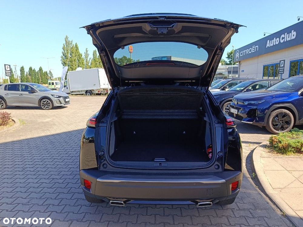 Peugeot 2008 - 12