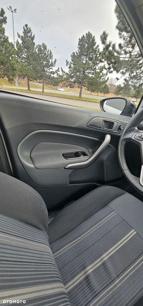 Ford Fiesta 1.4 TDCI - 12