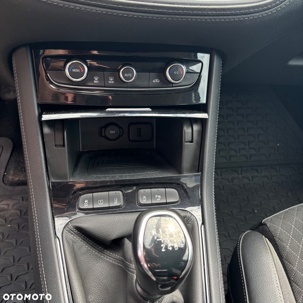 Opel Grandland X 1.2 T Innovation S&S - 17