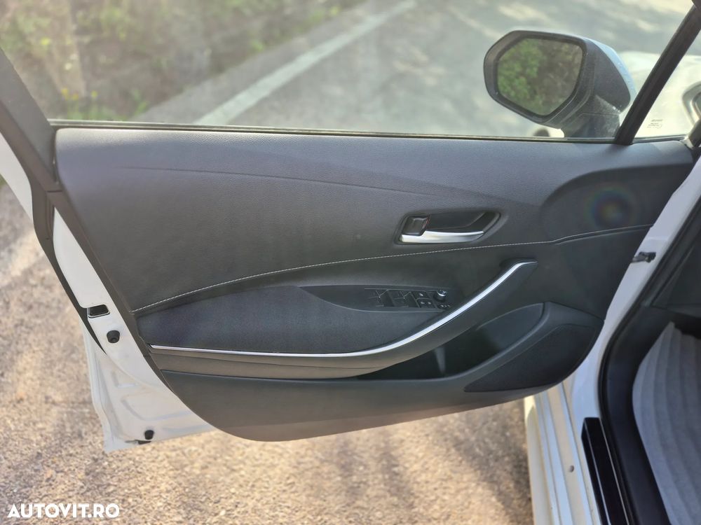 Toyota Corolla 1.8 HSD Exclusive Plus tapiterie Neagra - 28