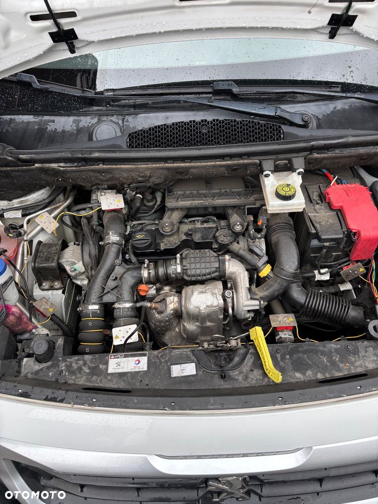 Peugeot Partner - 8
