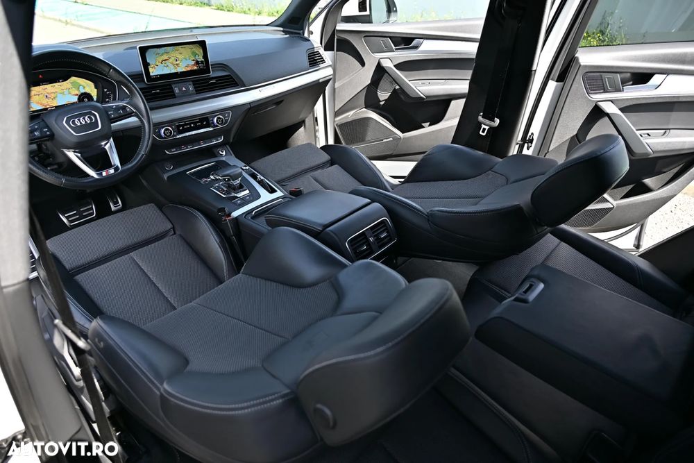 Audi Q5 2.0 40 TDI quattro S tronic Design - 29