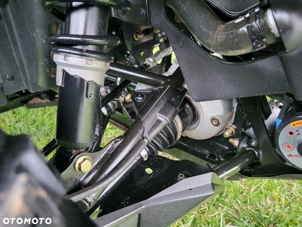 Can-Am Outlander Max - 8