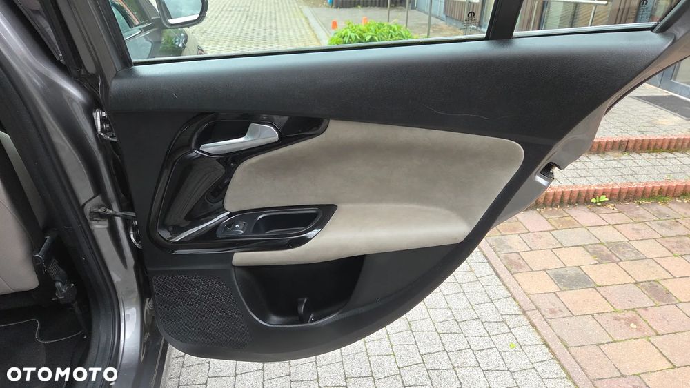 Fiat Tipo 1.4 16V Lounge - 32