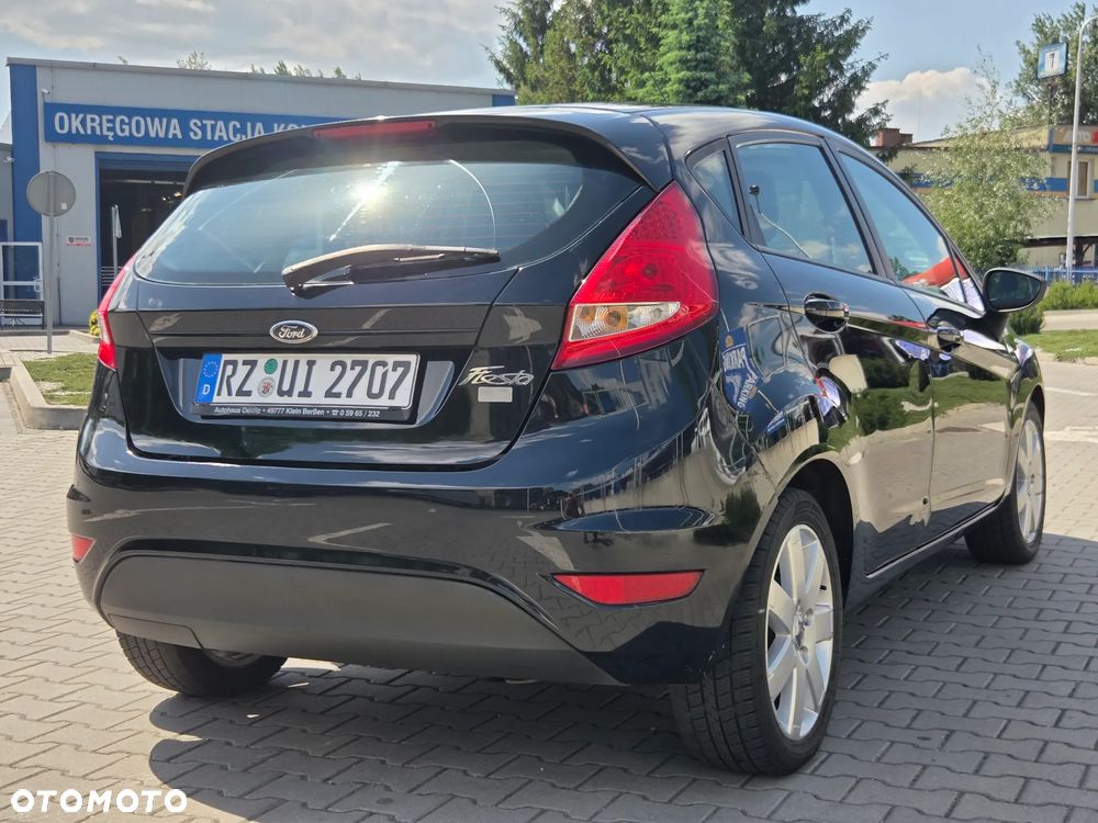Ford Fiesta 1.25 Champions Edition - 5