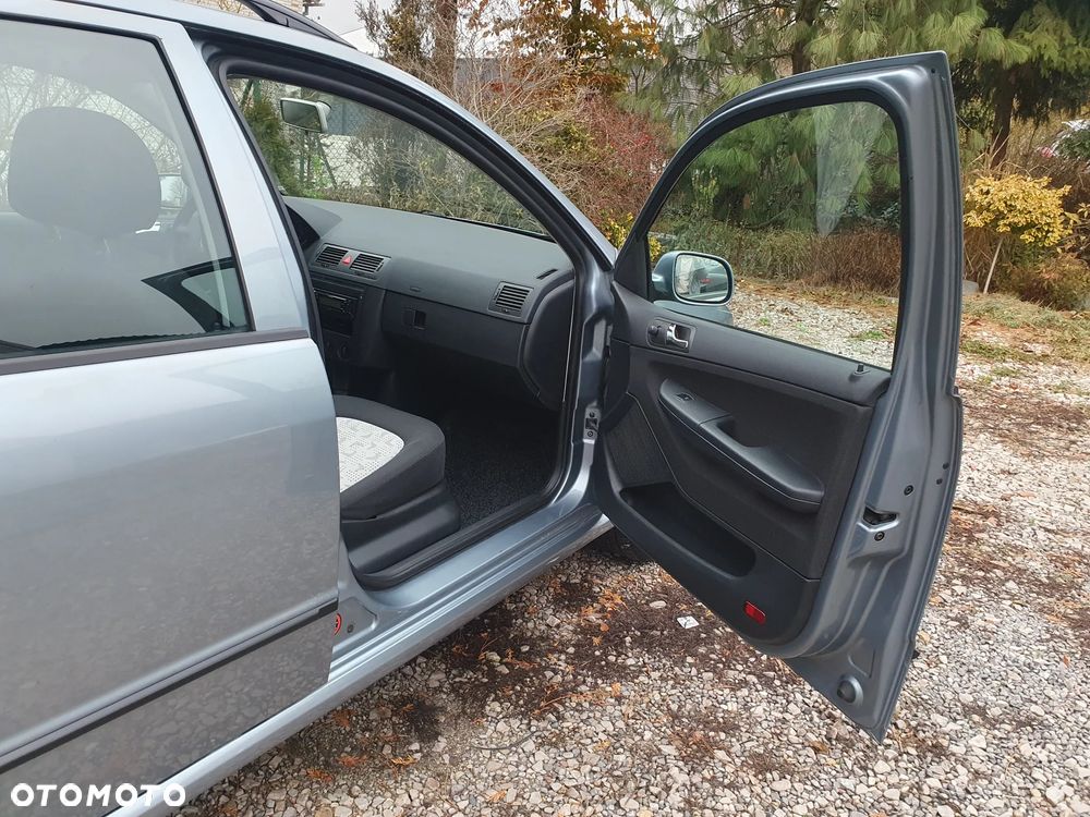 Skoda Fabia 1.4 16V Classic - 12