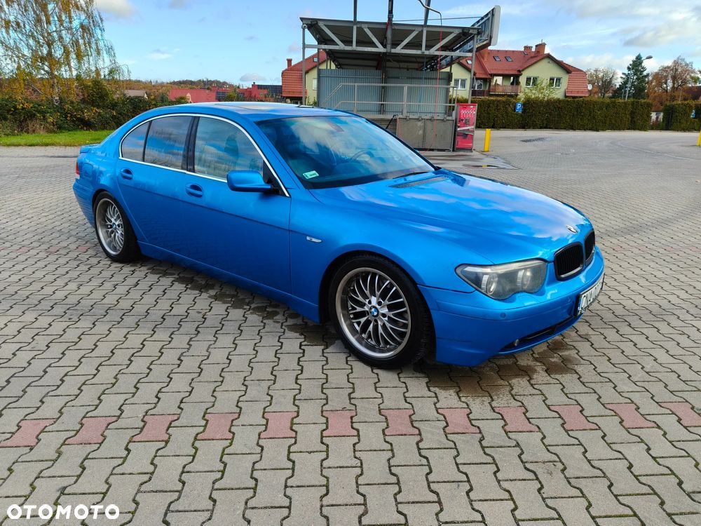 BMW Seria 7 745i - 1
