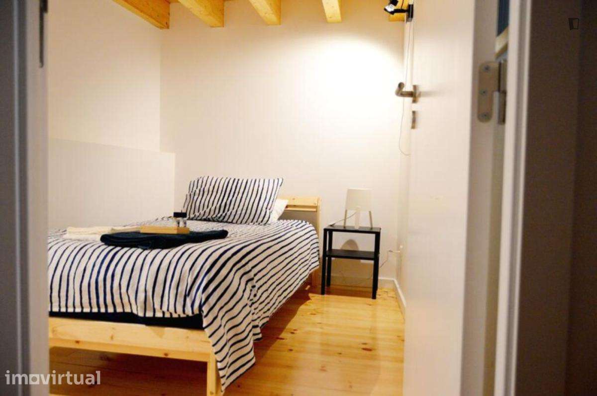 Apartamento com 2 quartos - localizado em Montarroio Coimbra - Grande imagem: 3/17