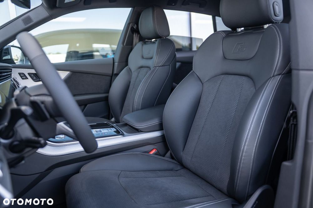 Audi Q8 - 11