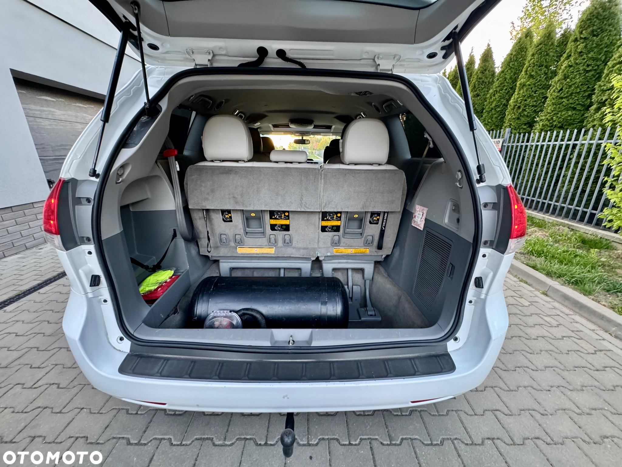 Toyota Sienna 3.5 V6 - 31
