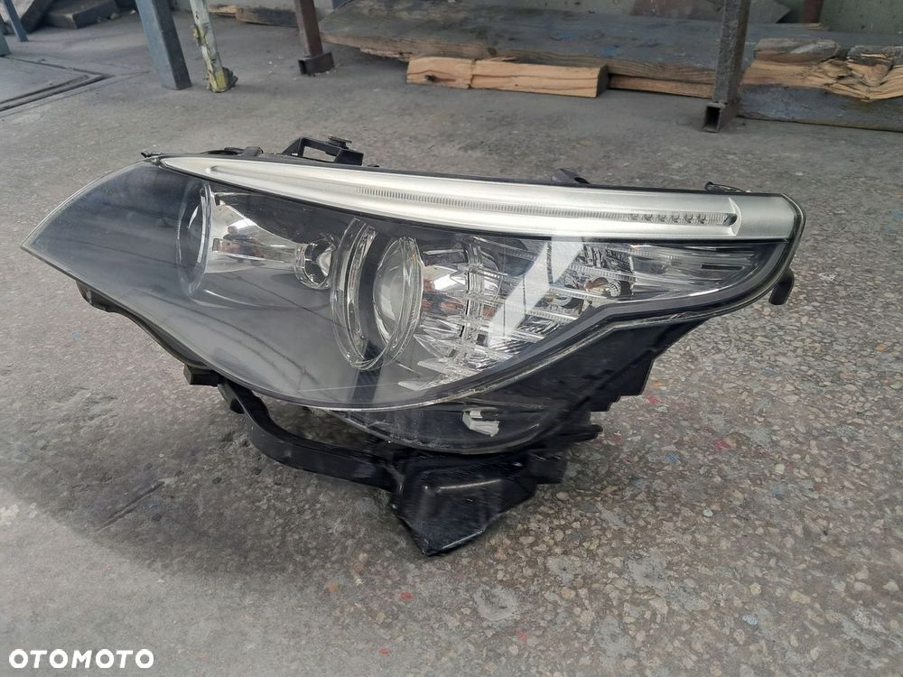BMW 5 E60 E61 LIFT 07-10 Lampa przód lewa xenon nieskrętny 717773908 EU - 3