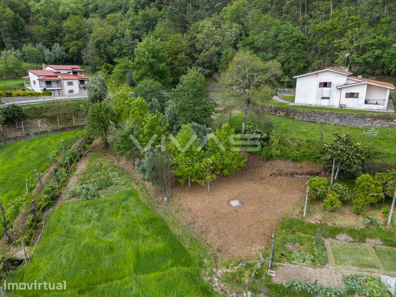 Terreno Rústico  Venda em Valdreu,Vila Verde - Grande imagem: 4/6