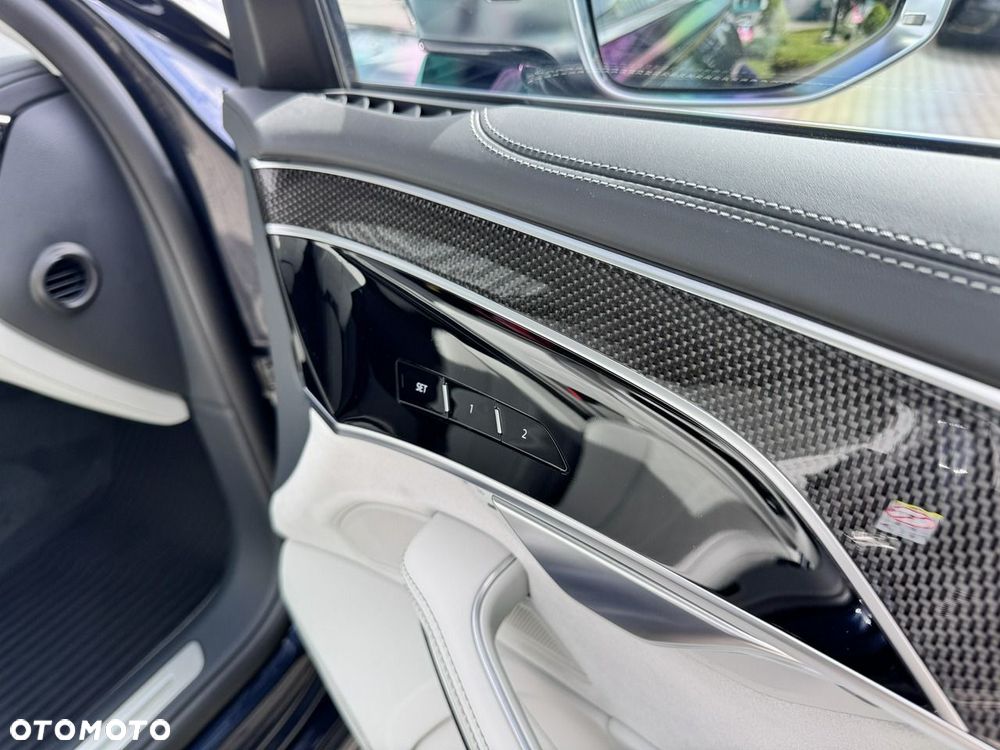 Audi S8 - 39