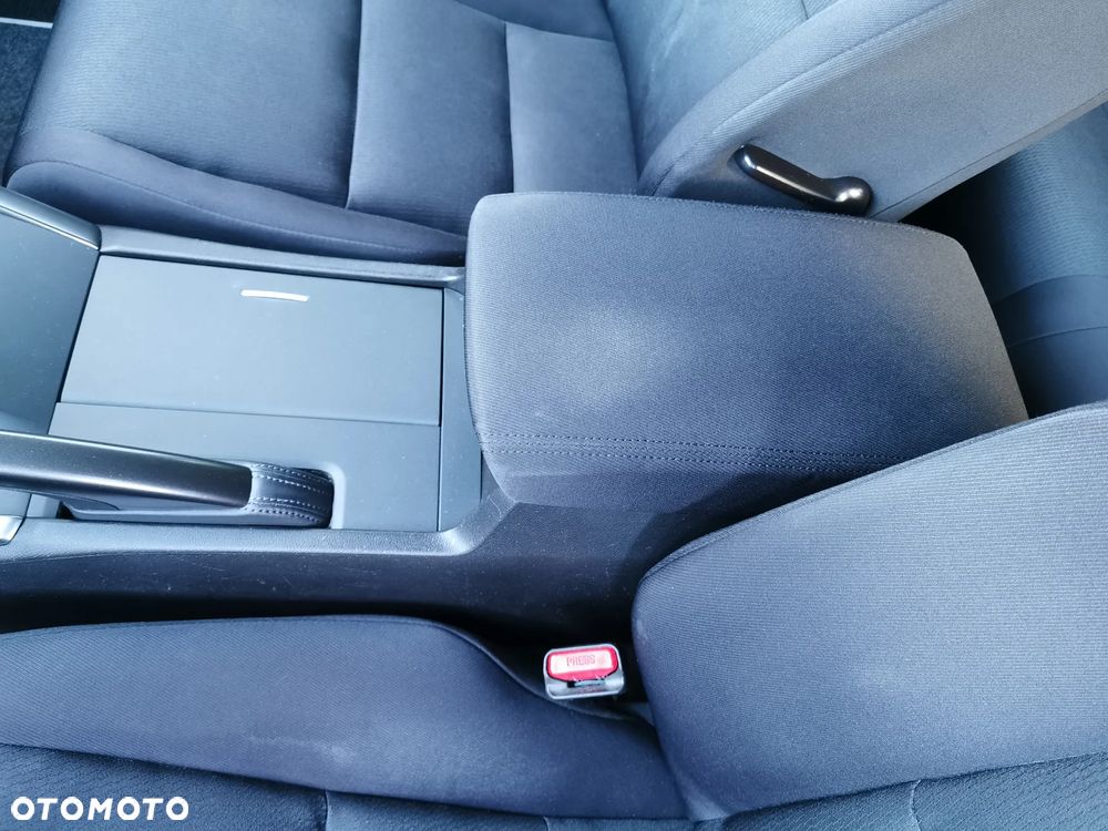 Honda Accord 2.0 Elegance Advantage - 20
