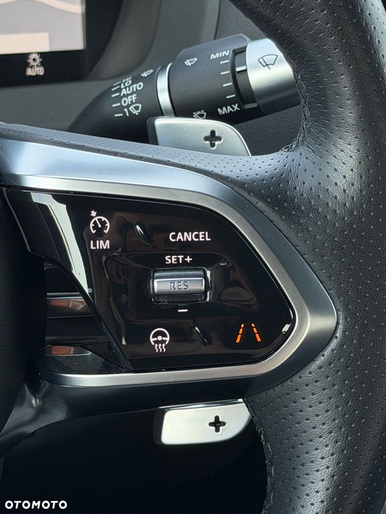 Jaguar XE P250 R-Dynamic Black - 21