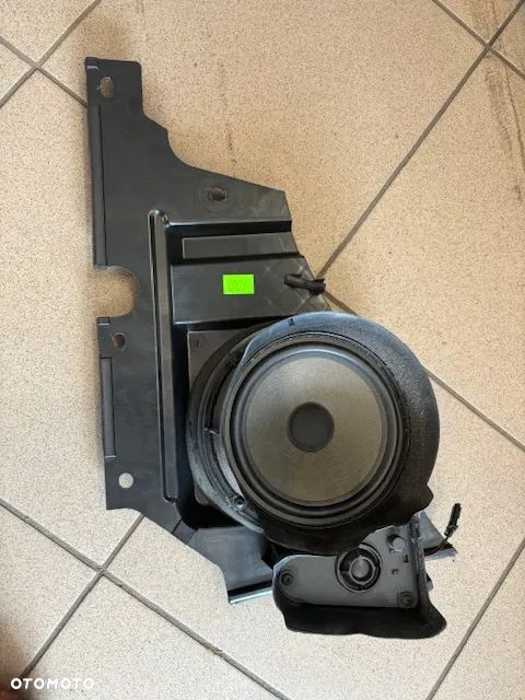 Głośnik prawy  obudowa prawa tył VOLKSWAGEN VW T5 LIFT T6  7E0035453F  7E0035242B