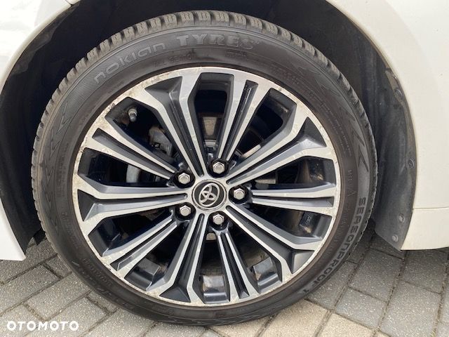 Toyota Corolla 1.8 Hybrid Comfort - 32