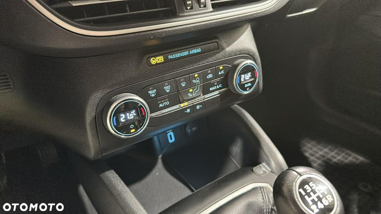 Ford Focus - 18