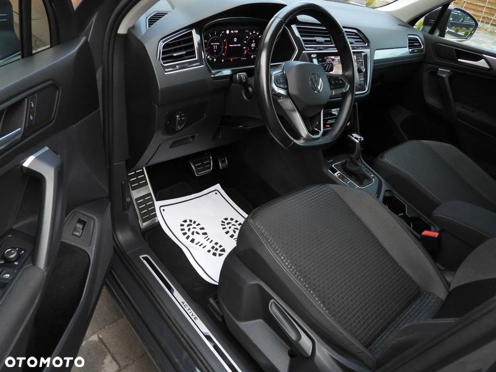 Volkswagen Tiguan - 25