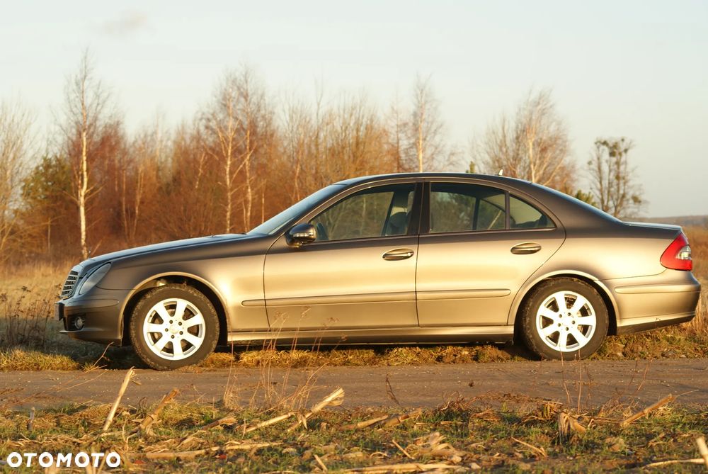 Mercedes-Benz Klasa E - 16