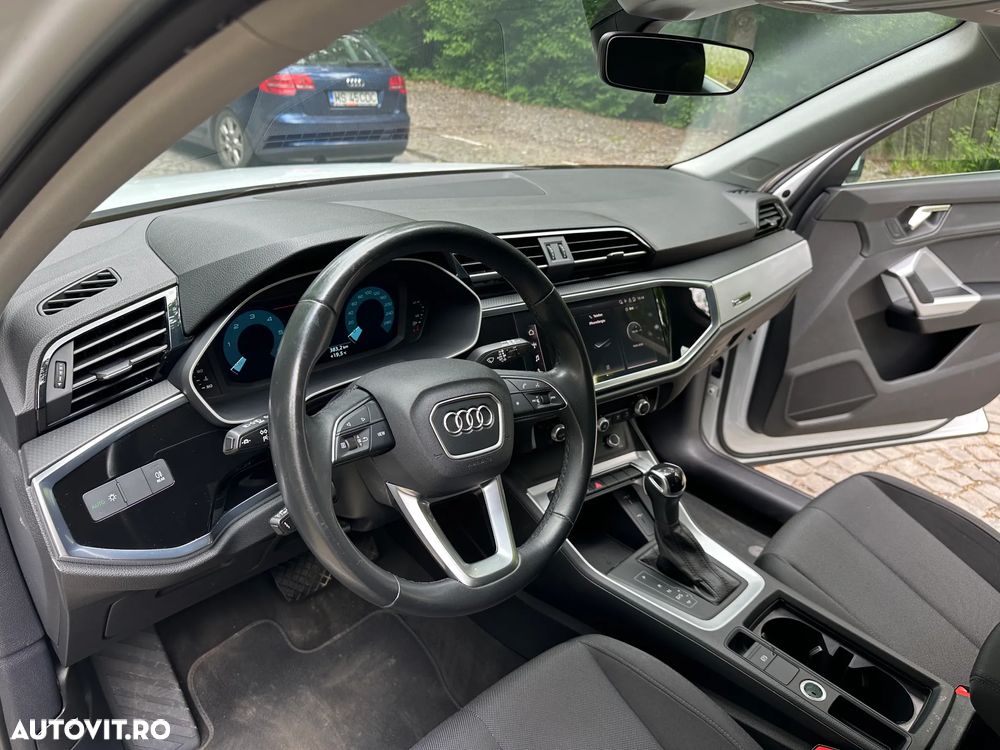 Audi Q3 Sportback 2.0 35 TDI S tronic S Line - 12