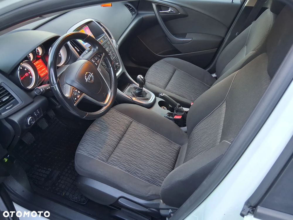 Opel Astra 1.6 Business EU6 - 23