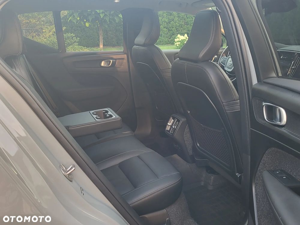 Volvo XC 40 - 27